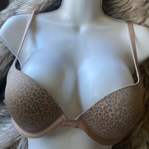 Push Up Padded Bra by Wonderbra 36B Leapord